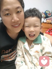 对待情绪最好的方式：不是对抗，而是允许和接受，当你允许一切发生之后，就会不再那么尖锐，会渐渐变得柔和起来。配图