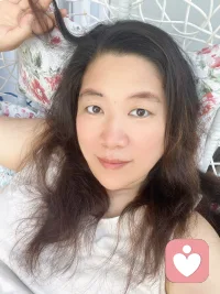 做一个灵魂丰盈，处事淡然的人，素心煮烟火，从容度流年。你若简单，自生清欢，你若淡然，风景无限！