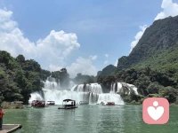 [太陽][太陽][太陽][太陽][太陽]
〔一〕你的價值不是由別人決定的，而是由你如何看待自己，如何愛自己而決定的。”
—— 這句話提醒我，自我價值感來自于內心的認同和自我關愛，而不是外界的評價。
[二] “如果悲傷，就給自己足夠悲傷的時間，釋放自己的情緒并不是一件錯誤的事情。”
—— 這句話鼓勵我在悲傷時允許自己情緒釋放，而不是壓抑情感。
[三] “你的存在本身就是值得被愛、被尊重，不需要不斷付出、事事完美。”
—— 這讓我明白，自我價值并不依賴于不斷的付出和完美表現。
[四] “把你的期望和父母對你的期望分開，把他們的人生交還給他們。”
—— 這句話幫助我擺脫了不必要的家庭期望壓力，學會了自我獨立。
[五] “就像夜空中的星星，你也有照亮他人的力量，不要小看自己的影響力。”
—— 這讓我意識到每個人都有獨特的價值和影響力，不必妄自菲薄。配圖