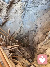 希望接下来的日子像烟花一样灿烂，长路浩浩荡荡，万事尽可期待