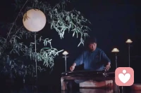 中秋快樂！
明月一直默默映照，只需安住當下，心中明月自現。配圖