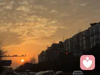 阴沉的天空总有放晴的时候，其实人也一样，身处低谷也能有天破云而出，迎来晴空！！！