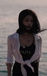 没有任何人能把你变得越来越好，能让你变好的原因，是因为一次又一次的经历，一次又一次的反思，一次又一次的自救

引路靠贵人，走路靠自己
成长靠经历，渡人先渡己
