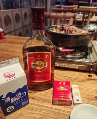 要做一个努力赚钱富养自己的女人，因为经济独立可以抵挡很多东西……