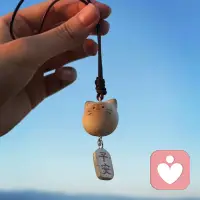 有时候，我们活得很累，并非生活过于刻薄，而是我们太容易被外界的氛围所感染，被他人的情绪所左右。