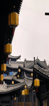 親密關系的真正目的是幫助我們發現“自我”，伴侶是鏡子、老師和玩伴，通過關系中的沖突與互動，得以直面內心創傷并實現自我療愈。配圖