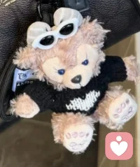 人只有被人理解后，才会变得温柔，才会放下对抗

人只有自我理解后，才会变得坚强，才会充满自信 ​