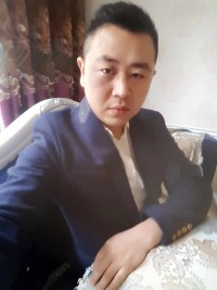 是否你将要向北远行
那我便放弃向南的决定
你将去哪座茫茫城市
我终究抱着跟随的心
时光这样的飞逝
我们也许没有相聚的日子
我愿深埋这一份情
直到回忆化成灰烬
愿和我一起走吗
走过会了却心中无际的牵挂
把世上恩怨都抛下
世事无常中渐渐长大
和我一起走好吗
不要让思绪在冷风里挣扎
跟随我吧你不会害怕
一起营造那温馨的家