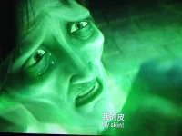 喜歡星爺一句臺詞妖是妖她媽，人是人她媽。。。人和妖簡稱。。。下雨撐傘。天黑點燈，夜深人靜無心睡眠眠。。。我等你。。。坐在窗前看星。配圖