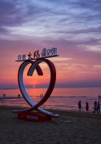 成年人的崩潰以‘沒事’收場因為殘局只能自己收拾
——這句道出了現代人強撐體面背后的孤獨。配圖