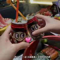 生命中你会遇到两种人：一种是鼓励你的人，一种是打击你的人，最终，这两者都要感谢。配图