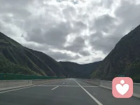 多愁善感的我見不得人間疾苦????????

希望每個(gè)人的人生都充滿愛??????配圖