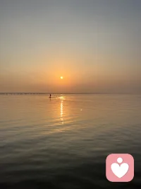 落霞與孤鶩齊飛，秋水共長天一色，美不勝收?配圖