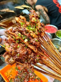 没有什么是一顿烧烤解决不了的哈配图