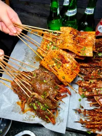 没有什么是一顿烧烤解决不了的哈配图
