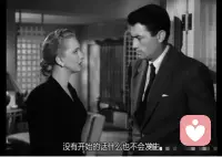 破碎之处，光照进来。在生活的裂痕中，寻见未来的自己

——在破碎与重建之间，遇见新的自己

你是否也曾站在这样的路口？昨日还安稳的一切，今天却开始摇晃；曾经熟悉的自己，在镜中竟有几分陌生。心中一半是惶恐，一半却是隐隐的期待——仿佛有什么东西正在醒来。

这不是迷路，而是你终于准备出发。

自我转变，从不是一场轻松的旅行。它更像是一次对内心自我的探索，是潜入自己从未抵达的内心海域。重要的不是游得多快，而是你是否敢于松手，告别那早已习惯的旧模式。

你会失去，会疼痛，会在夜里被一个问题猛然惊醒：“我的人生，真的只能是这样吗？”

但也是在那样的夜里，你会听见另一个声音微弱却坚定。它说：去吧，去成为那个真正的自己。

转变，是从“我应该”走向“我想要”的勇敢迁徙。

它可能发生在这三种时刻：

1. 当现实之门已然关闭
有些路，断了就是断了。与其在废墟上徘徊，不如转身，接纳那份失去。在疼痛中长出的智慧，往往最为结实。

2. 当内心地图已经重绘
世界还是那个世界，但你看它的眼光变了。你开始跟随内心的坐标，走向旁人或许不解、却让你眼睛发亮的方向。

3. 当重返原地，却已焕然一新
有时我们绕了一大圈，又回到似曾相识的地方。但你还是你，工作还是那份工作，心境却已是另一片天空，因为你回来了，却已不再是当初离开的那个状态。

破碎混乱不可怕，怕的是从未认真生活过。

在自我转变这场旅程里，你会一次次打碎自己，又一片片拾起。那些裂痕，后来都成了光透进来的地方。

它未必是惊天动地的重生，可能只是安静地调整了生活的重心：少了一些向外索取，多了一份向内安稳；少了一些必须拥有的执念，多了一些可以放下的轻盈。


总的来说，自我转变，从来不是一蹴而就的奇迹，而是一段有痛有光的漫长旅程。它让我们在失去与重建之间，寻找更贴近本心的生活方式。

当然，转变不一定是轰轰烈烈的改头换面，它可以是静默的内在调整，是精神世界的丰富，亦或是物质欲望的沉淀。无论去向哪个方向，那份愿意面对变化、勇敢走向未知的初心，才是这段旅程中最珍贵的行囊。

真正的转变，开启于你终于诚实地面对自己，并敢于带着这份诚实继续前行。

《自我转变》学习笔记｜与你共行配图