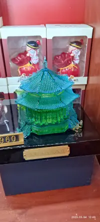 生存下來已經很難
大家都有自己的苦和壓力，那你憑什么說你比我更苦？
你說讀書不辛苦，要不你讀讀
這個世界上做什么都辛苦你不會真的想舒適的生存吧
生活就是苦的，就算放糖了，也還是的改變不了苦的本色…配圖