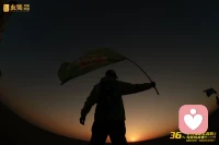 走过大漠戈壁都是姐妹兄弟