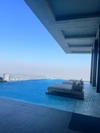 接纳所有的不完美，
看淡所有的不如意，
放下所有的不顺心，
物极必反，否极泰来。配图