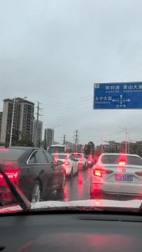 你的過去并不能定義你是誰，最重要的是現(xiàn)在的你！配圖