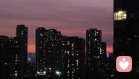分享一段特別有力量的話：
1、停止向世界描述你的監(jiān)獄
2、更重要的是：停止向自己描述
3、更重要的是：現(xiàn)在從監(jiān)獄里起身、走出
4、因?yàn)楸O(jiān)獄沒有上鎖
5、也沒有門
6、最后：根本沒有監(jiān)獄
       人生如曠野，監(jiān)獄不過是你的意識(shí)所構(gòu)建的，去有風(fēng)的明野吧，自由和答案都在風(fēng)里。大膽的走出去，你會(huì)發(fā)現(xiàn)，沒有什么能真正困住你。配圖