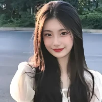 生活总有遗憾，未来依旧美好，多认识自己，多接受自己，多喜欢自己，熬过无人问津的日子，才有诗和远方。配图