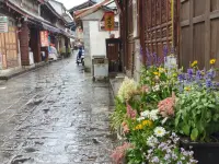 壓力不是敵人，而是成長(zhǎng)的邀請(qǐng)函。每一次咬牙堅(jiān)持，都是在為未來的自己解鎖新的可能。配圖