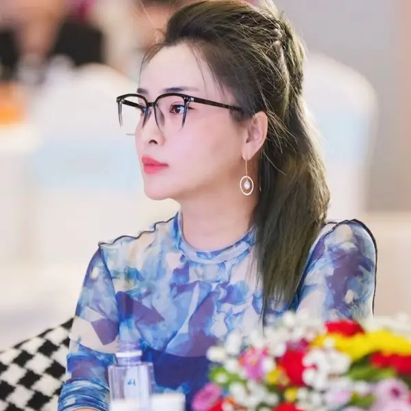 李賜慧?
