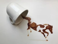 【冷暴力：無聲的傷害】
冷暴力是一種隱蔽的情感虐待，通過冷漠、疏遠(yuǎn)、拒絕溝通來傷害對方。長期遭受冷暴力會導(dǎo)致自卑、焦慮甚至抑郁。如果你正經(jīng)歷這種情況，請勇敢表達(dá)感受或?qū)で髮I(yè)幫助。健康的感情需要溫暖與回應(yīng)，而非冰冷的沉默。配圖