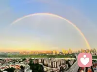 分享一段最近读到的话：
“一个人如果能不断地学习，不断更新自己的认知，就等于这个人的内心随时随地都是新的，总是会生长出新的枝条，他身边的人和事也会永远都在保鲜期内。不必旅行，也能让自己的生活在不断更新的风景里”