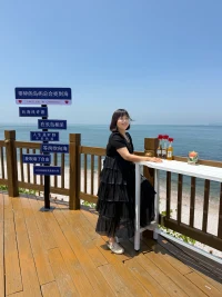 生活或許會給我們無數(shù)個理由去抱怨、去沮喪。工作的壓力像一座沉甸甸的大山，壓得我們喘不過氣；人際關(guān)系的復(fù)雜猶如亂麻，讓我們糾結(jié)煩惱。然而，這正是生活給予我們的獨特考驗。就像一顆種子，只有沖破厚重的泥土，才能沐浴陽光茁壯成長。配圖