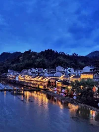 真正的成熟
  是學(xué)會(huì)和過(guò)去和解配圖