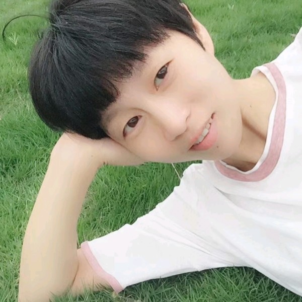 敏敏倾听