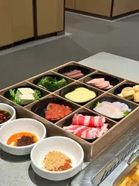 ??我的快樂多巴胺????????
人生喜憂各參半 ?快樂還得是干飯別和體重斤斤計較 ?吃得開開心心就好??配圖