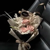 我們都不善表達(dá)，我們都藏著真話,我們都遮遮掩掩，于是我們漸行漸遠(yuǎn)配圖