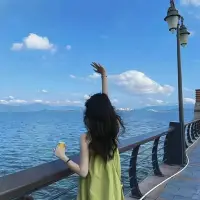 ??????????????
18歲很好，28歲也不錯，38歲可能會更好
只要皺紋不長進心里，我們就永遠風華正茂配圖