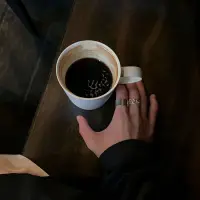 打磨自己的過程很疼，
但最終能塑造一個更好的自己，
要知道 艱難的路不是誰都有資格走的。
加油?? 越磨越圓滑????配圖
