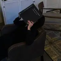 一路走來沒有敵人，
全是老師上了一課又一課，
斷我純真?殺我幼稚 磨我心智 煉我筋骨。配圖