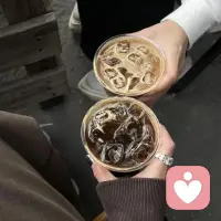 ??小碎片時(shí)光???ˊ?
不能預(yù)知明天，那就把握今天
如果快樂(lè)太難，那就祝我們腰纏萬(wàn)貫??