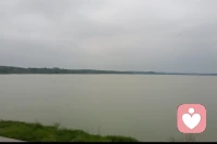 父愛則母靜，母靜則子安，子安則家和，家和萬事興。父懶則母苦，母苦則子懼，子懼則家衰，家衰敗三代。