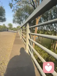 出來曬太陽挺好的