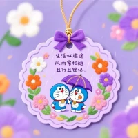 最怕的就是明明人在这里，可是脑子跑到过去，带来了愤怒、伤心、悔恨、愧疚等情绪。或是人在此刻，脑子跑到未来，于是就产生了压力、焦虑、恐慌。


很喜欢那句：只有当你也想见我时，我们的见面才有意义。


我希望的是，在这个当下，人在心在，而不是看着人却玩着手机。


同理，当我们全身心投入当下，也就不会催生出一堆的烦恼与不安。


就像吃饭时想工作，工作时又想着吃饭，最后哪一个都没做好，也没能享受到乐趣。


“应无所住，而生其心。”