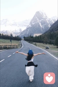 远离消耗你的人和事
好的关系滋养你，坏的关系消耗你。
及时止损，是对自己最大的保护。