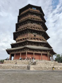如來說：一切法皆是佛法。所言一切法者，即非一切法，是故名一切法。——《金剛經》配圖
