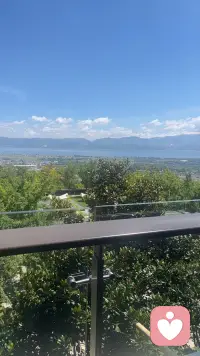 2.今天分享成為出色者的7條法則:
第二條：關關是難關，但我關關過，過不了我也想辦法繞過去。配圖