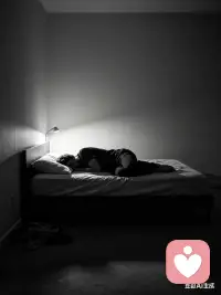 当莫名的难过深夜袭来，恭喜你，离彻底摆脱这种坏情绪已经不远了。配图
