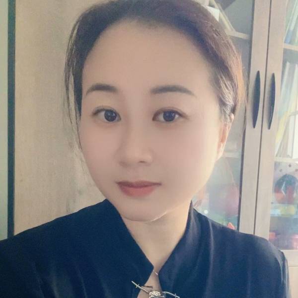 菲菲倾听