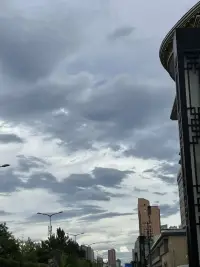如果一个人能感受到他的感受，还能照顾到他的感受和想法，我想此刻他应该是有价值的！