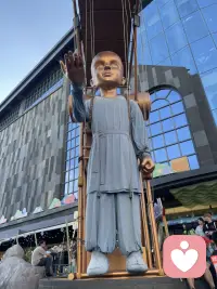 其實我們每個人都有足夠多的自由，可是現實生活中，我們每天在干的事情好像就那么多，而且還在不斷重復，是什么限制了我們呢？是我們自己的思維、認知還是現實呢配圖