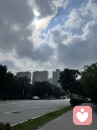 強(qiáng)勢(shì)的打壓、不公正的待遇，對(duì)于童年期的孩子影響是很大的，被強(qiáng)制壓抑下去的東西不會(huì)消失，會(huì)影響孩子對(duì)世界的解讀！配圖